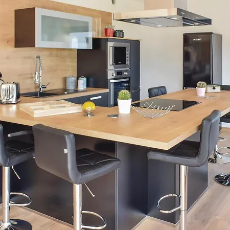 Semesterbostad Gorgeous In With Wifi