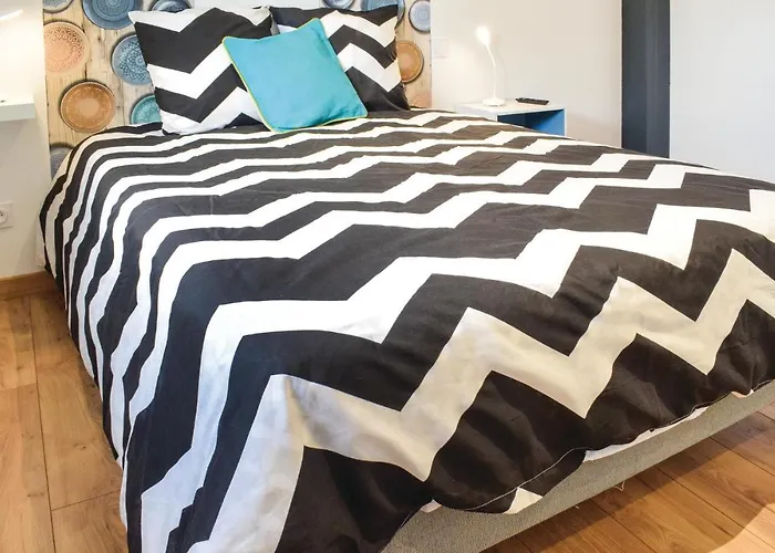 Gorgeous In With Wifi Créances